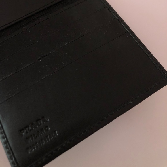 Prada card holder - Picture 2 of 8